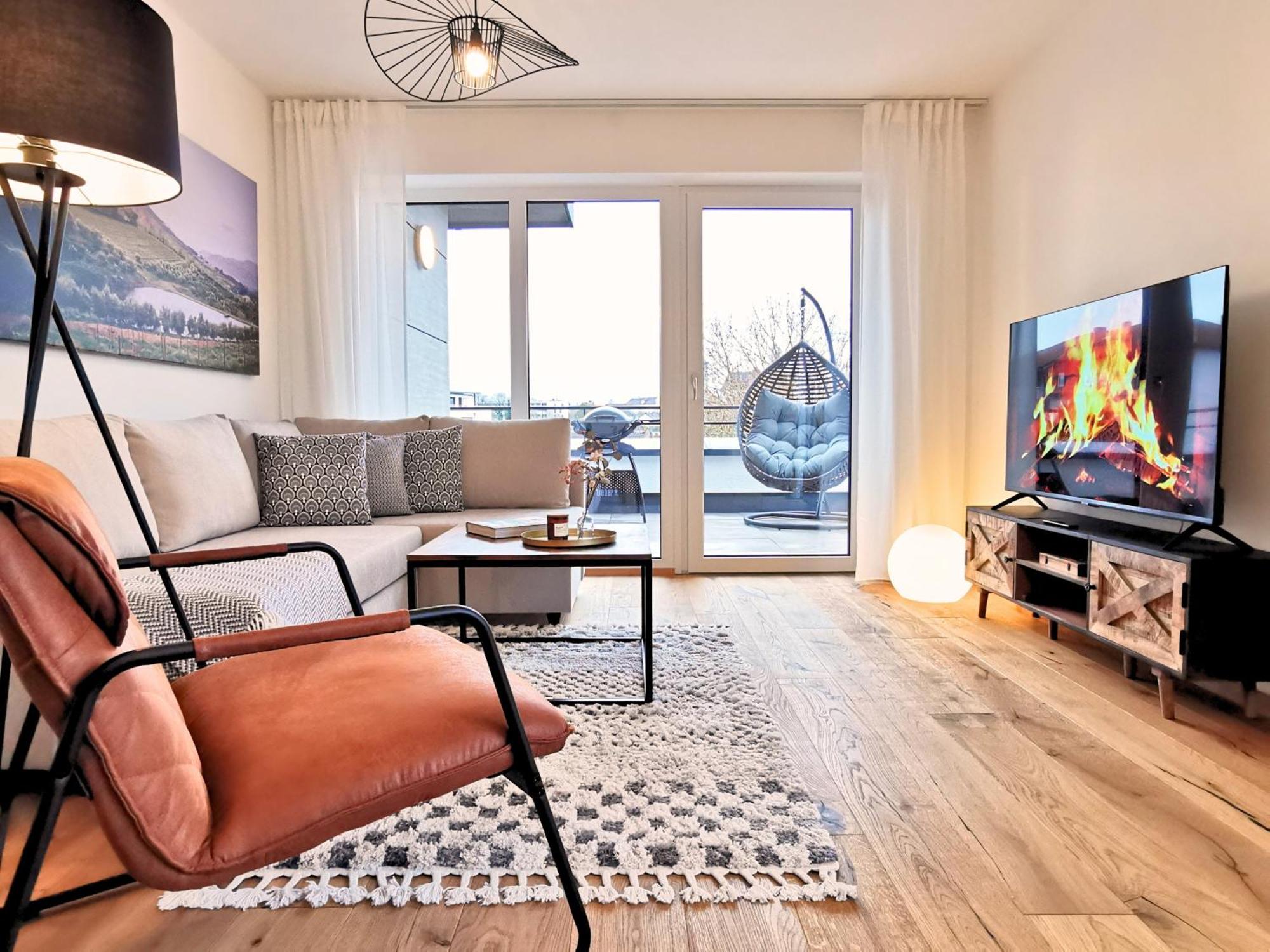 Apartamento Fynbos Penthouse Deluxe, Balkon, Parkplatz Straubing Exterior foto