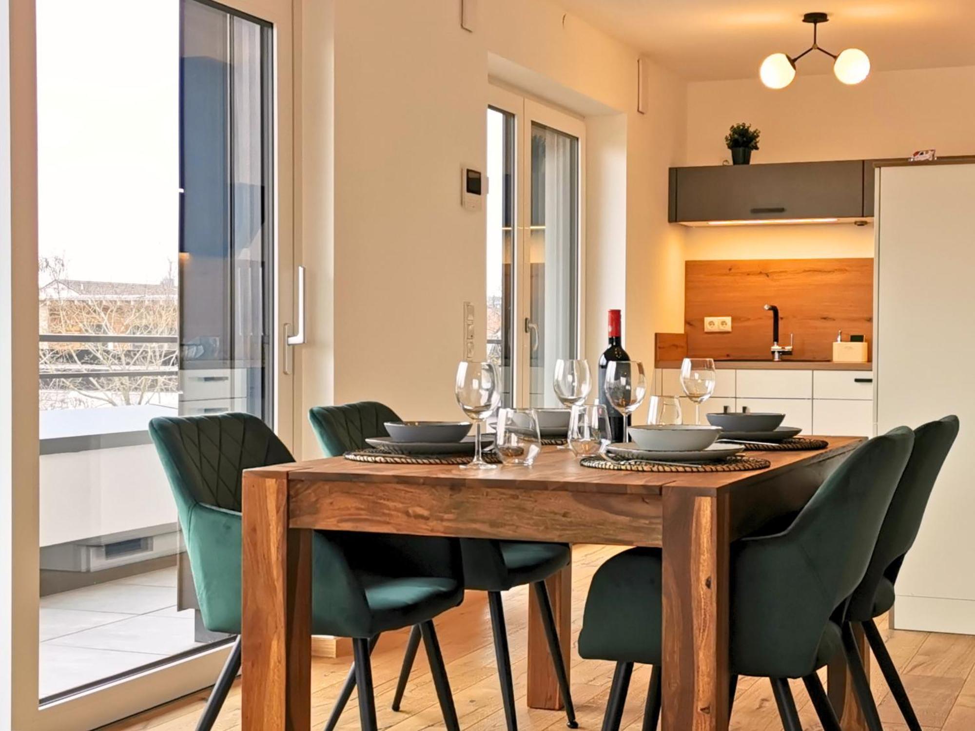 Apartamento Fynbos Penthouse Deluxe, Balkon, Parkplatz Straubing Exterior foto